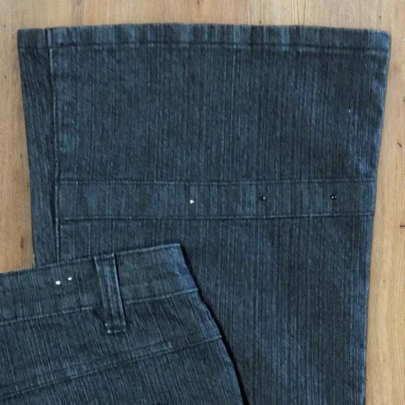 New Cosmopolitan JeansWear Embroidered Blackest Blue High Rise Boot Cut Jeans 14 - Picture 14 of 14